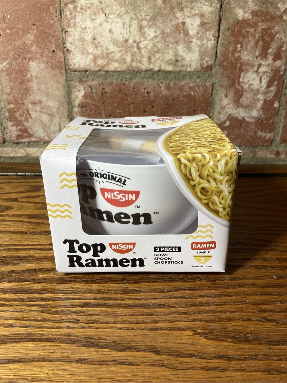 Top Ramen Bowl Set Bowl, Soup Spoon, & Chopsticks 3 Piece Gift Bundle Brand New